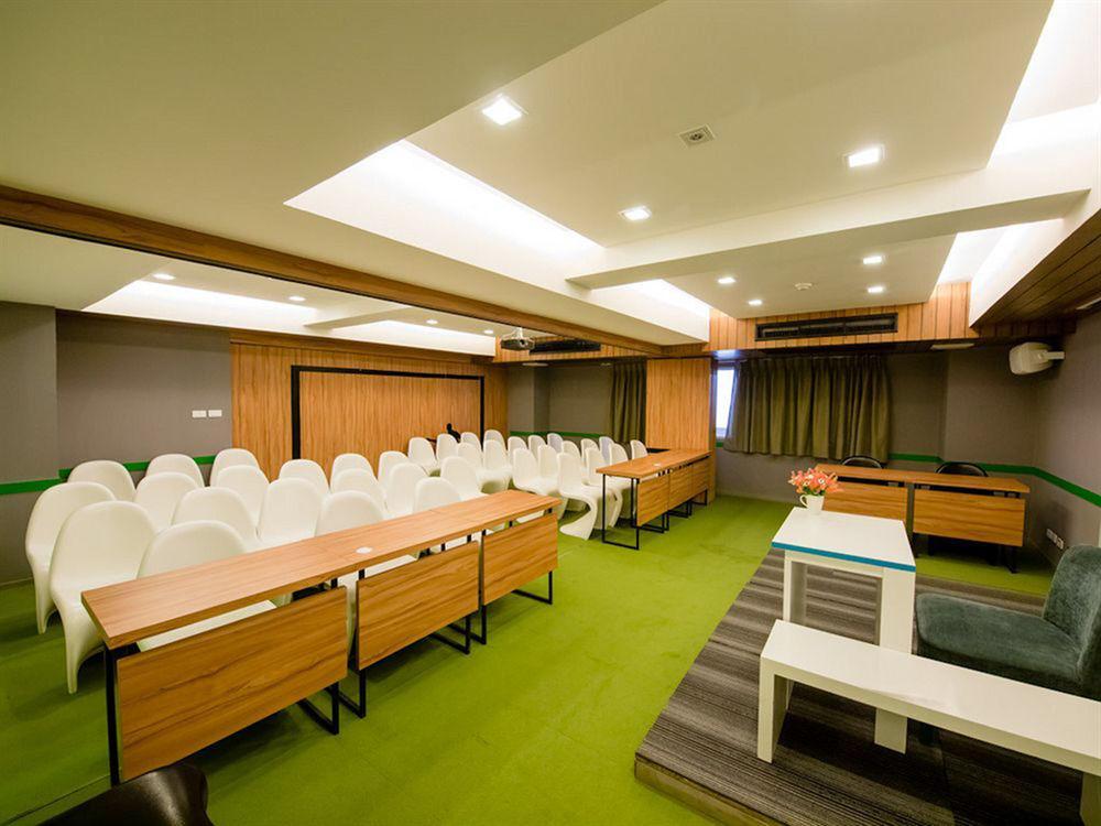 Myhotel Cmyk@Ratchada Bangkok Zewnętrze zdjęcie